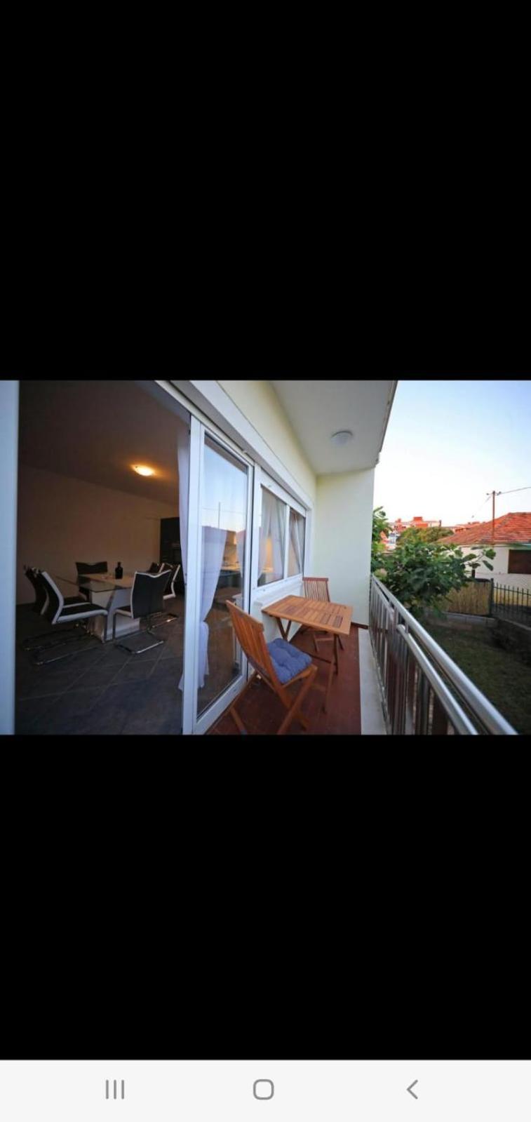 Apartament Zelic *
