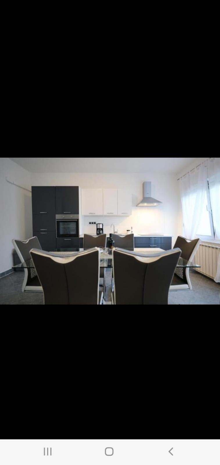 Apartament Zelic